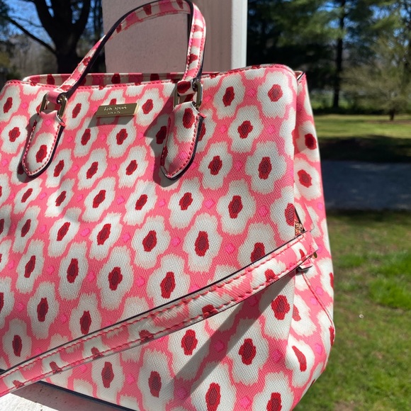 Kate Spade Laurel Way Posy medium size Bag - Picture 8 of 10